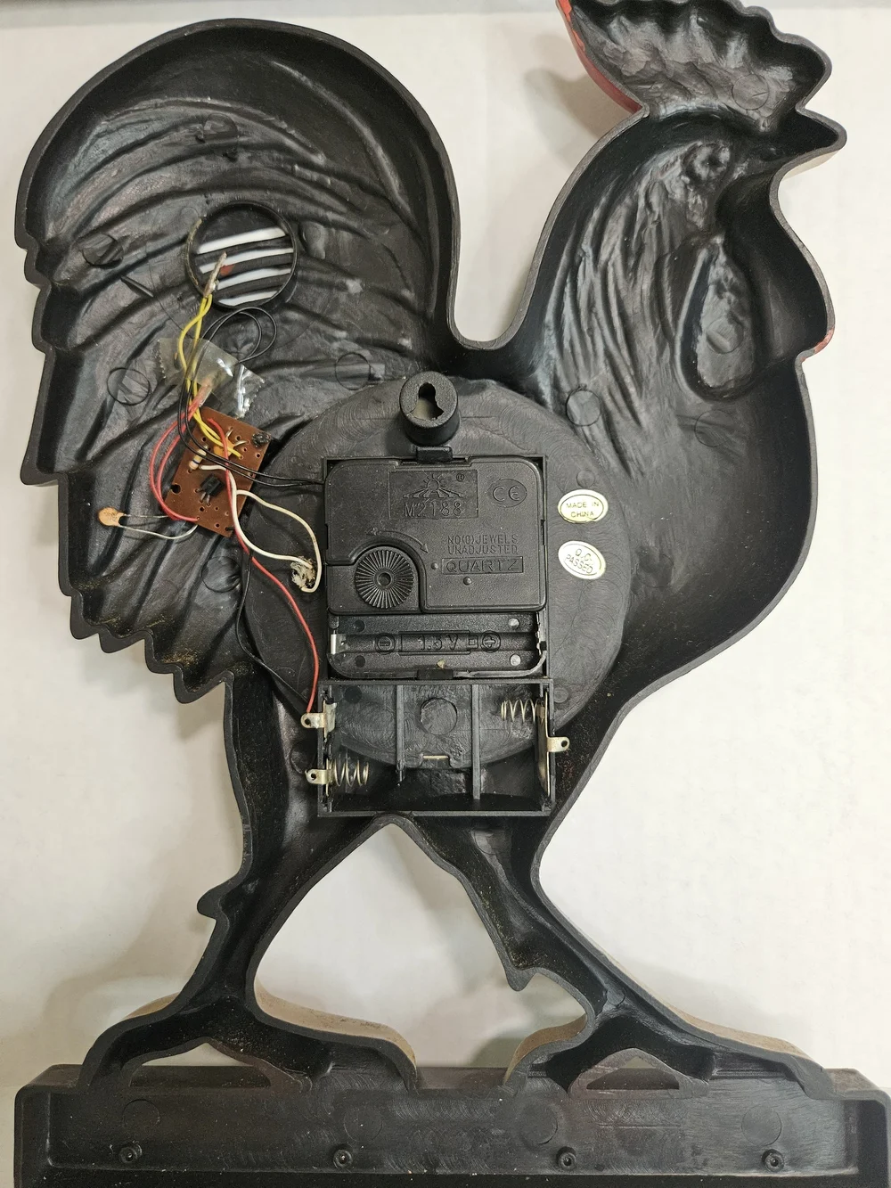 Rooster Wall Clock and Key Rack - Multicolor - Picture 3 of 4